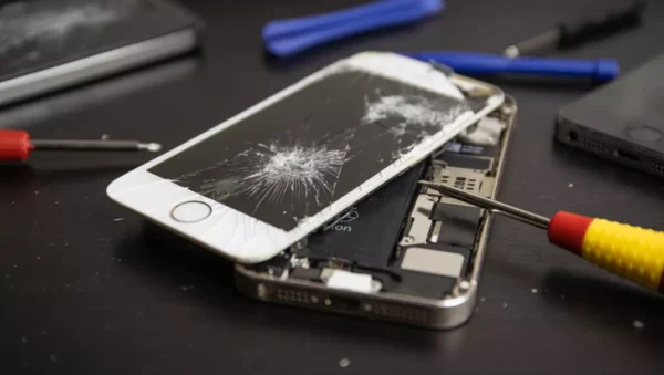 iPhone Screen Repair Replacement Canberra